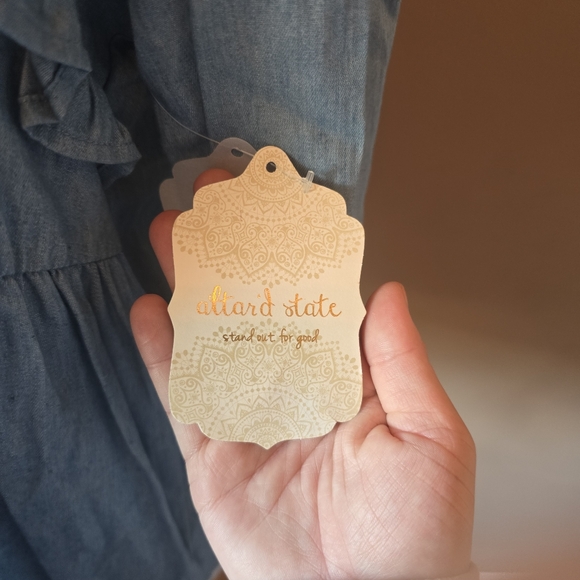 Altar'd State Chambray Blouse NWT Size XS - Picture 5 of 6